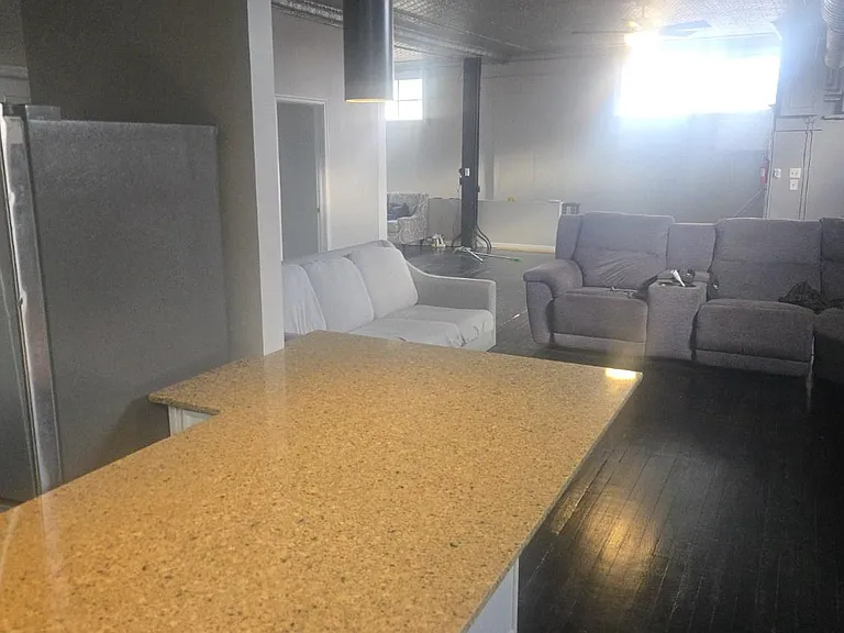 19 E Main St #4 — Photo 3