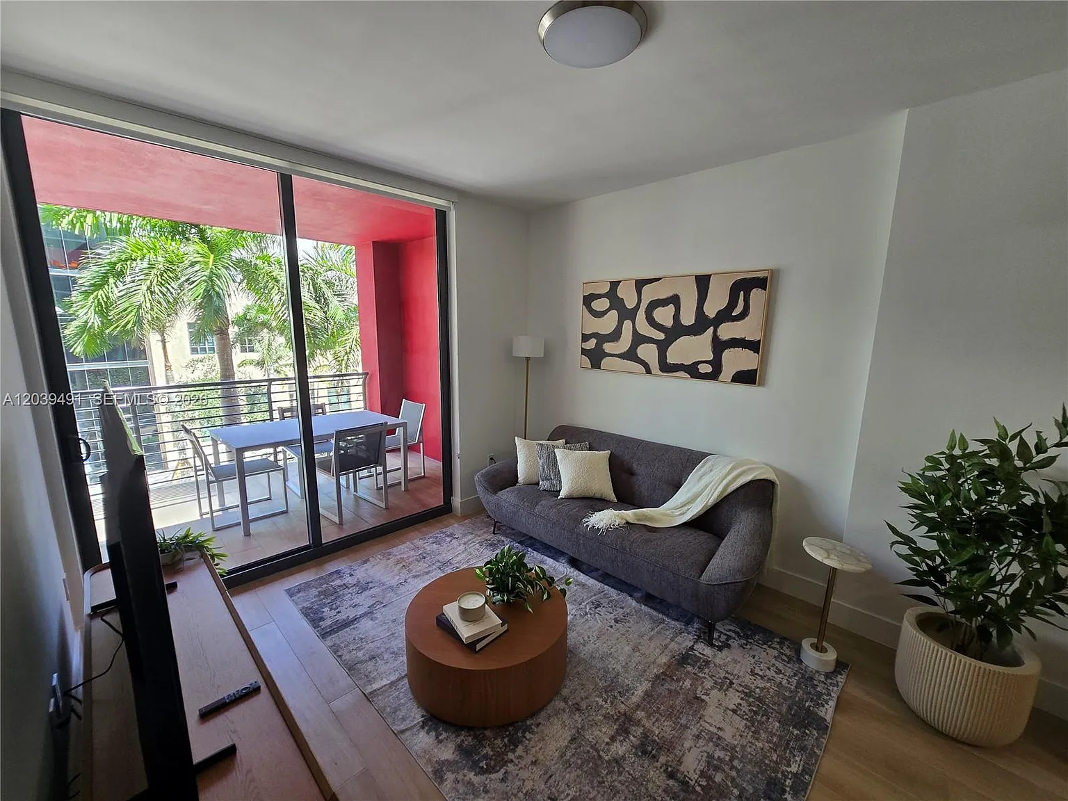 1 bed, 2.0 bath, $6,200 — Photo 3