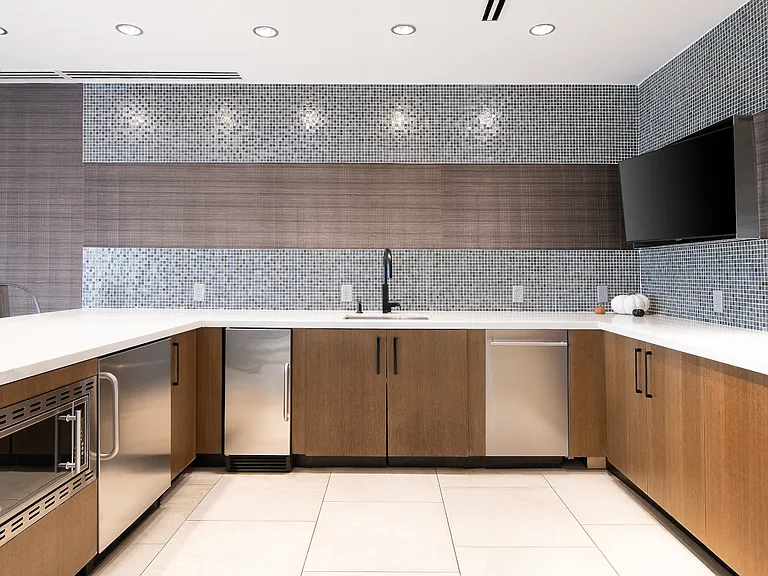 Vantage Mosaic — Photo 19