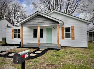 528 3rd St, Lawrenceburg, TN 38464