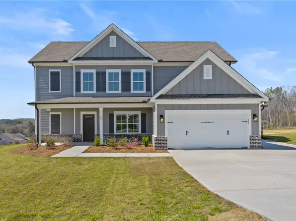 89 Boggs Rd, Pelzer, SC 29669