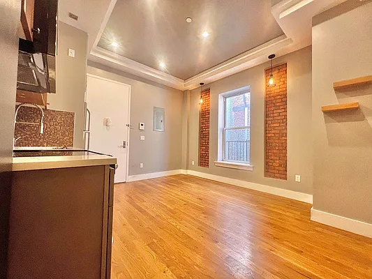 Rented by Doorway NYC, LLC | media 26