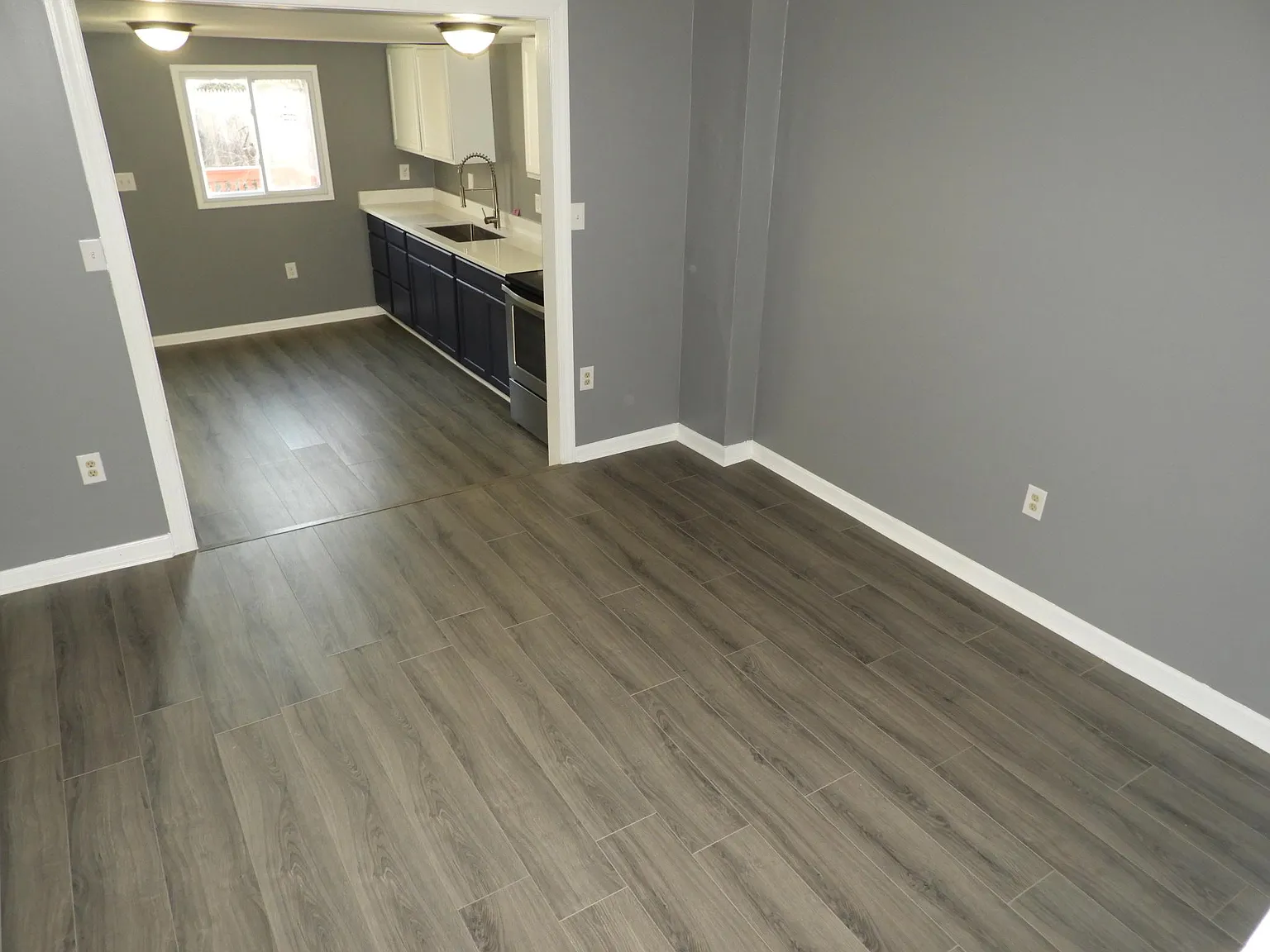 4 bed, 1000 sqft, $2,600 — Photo 4
