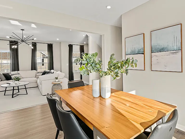 3 bed, 2.5 bath, 1772 sqft, $2,400 — Photo 2
