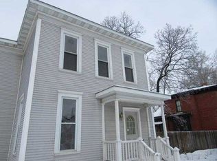 2102 Garfield St, Clinton, IA 52732