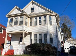 353 Broad St, New London, CT 06320