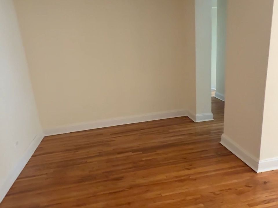 1st image of 2536 W 3rd St #3B