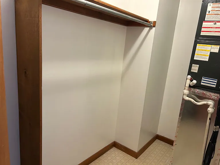 2821 McCoy St #4 — Photo 6