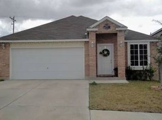 506 Gandara Dr, Laredo, TX 78043