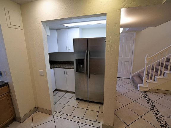 4th image of 1797 S Laurelhurst Dr