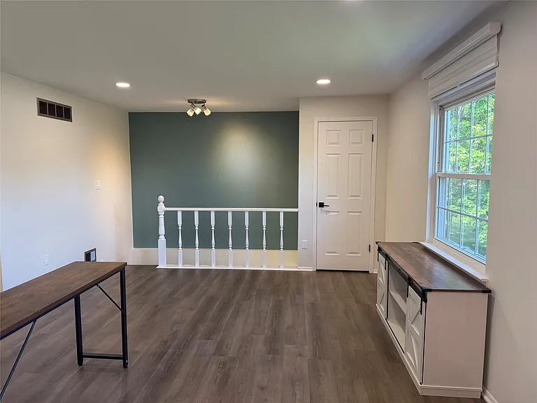 204 Princeton Dr — Photo 6