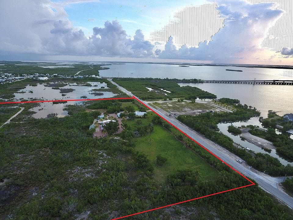 1st image of 230 & 231 E Shore Dr
