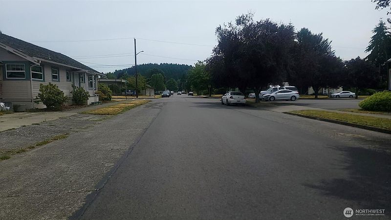 5th image of 0 W Plum Street