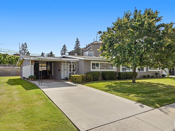3rd image of 1300 Yorba Linda St
