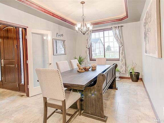 2nd image of 4277 Hedman Ct