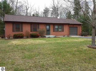 7116 Woodlea Rd W, Oscoda, MI 48750