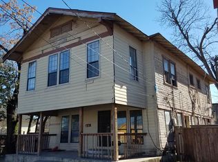2422 W Commerce St, San Antonio, TX 78207