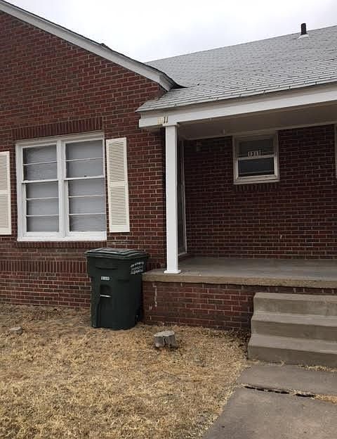 1st image of 1311 5th Ave