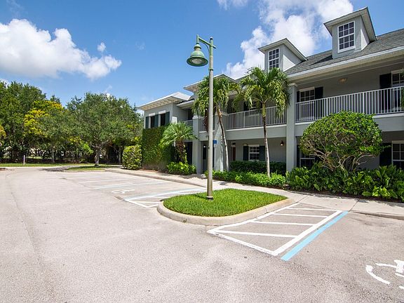 3rd image of 4350 Doubles Alley Dr Unit 102