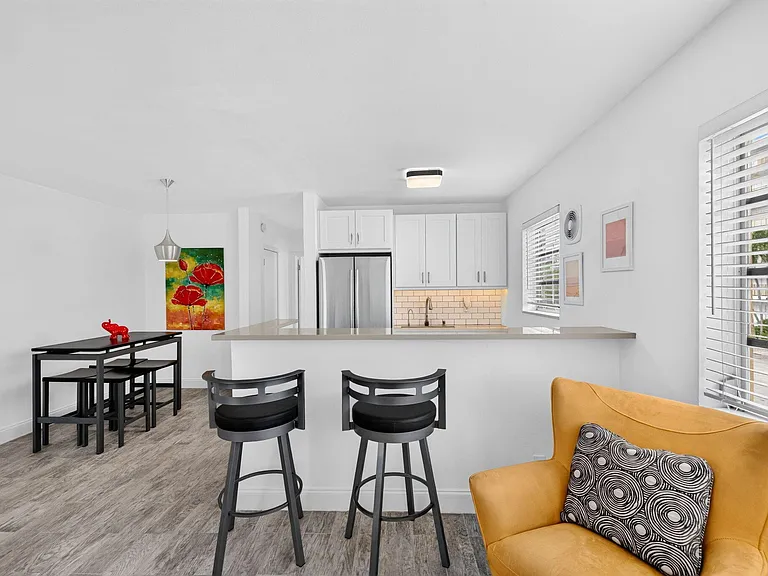 624 Orton Ave #3 — Photo 23