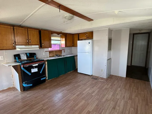 300 Sequoyah Dr NE, Fort Payne, AL