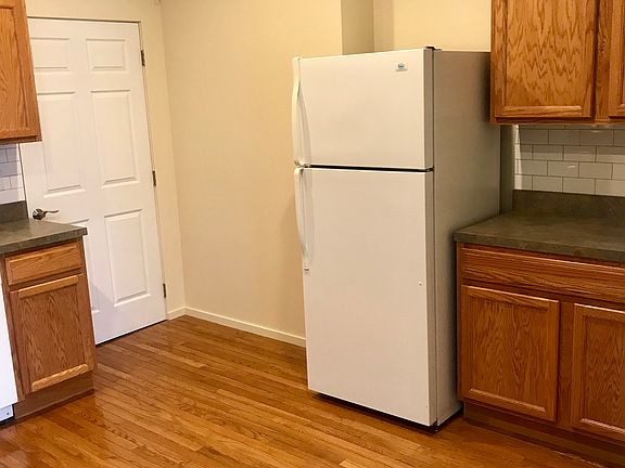 Nice Bar Area by Fridge