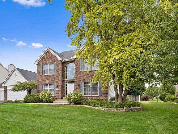 2nd image of 1695 Oakpark Dr