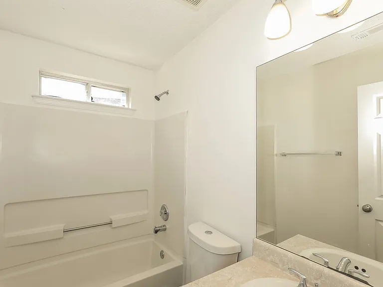 9447 Rollinghills Dr — Photo 15