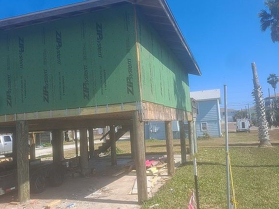4th image of 515 Farley Ave