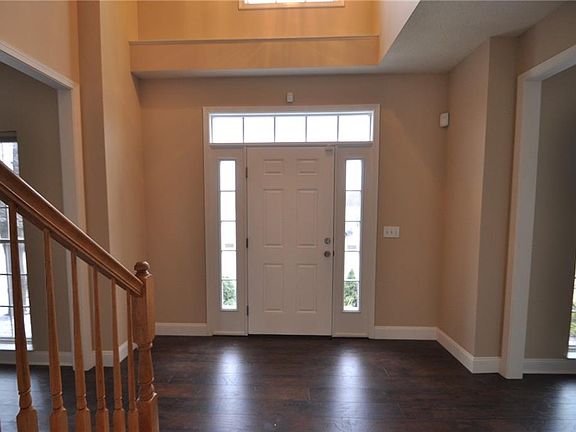 3rd image of 37803 Stoney Lake Dr