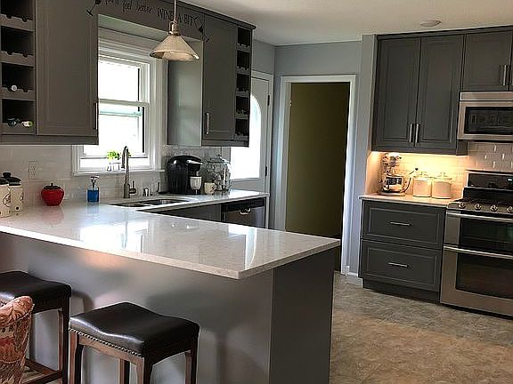 Under cabinet lighting