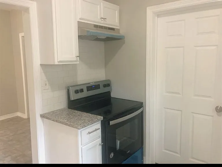 620 Riverside Dr — Photo 13