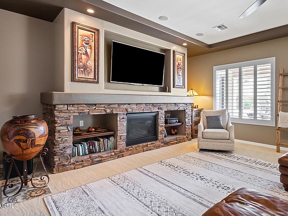 3rd image of 2250 N 161ST Avenue