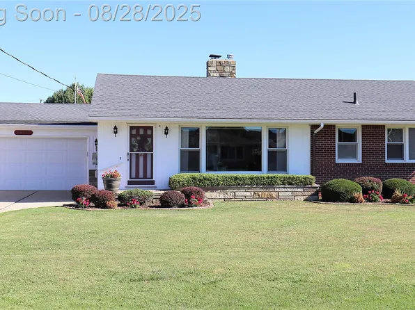 35757 Bal Clair St, New Baltimore, MI 48047