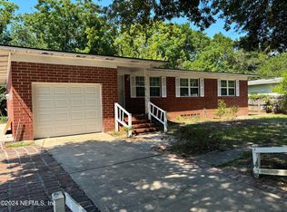 6729 Barkwood Dr, Jacksonville, FL 32277