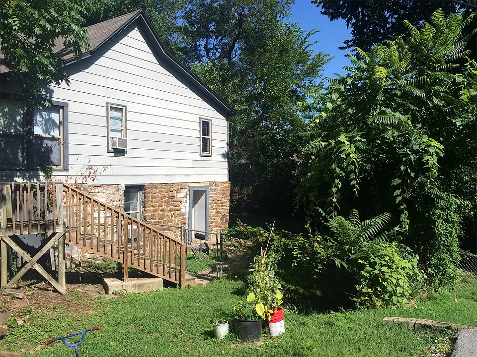 620 N Leverett Ave #C