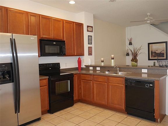 5th image of 3093 Seaview Castle Dr