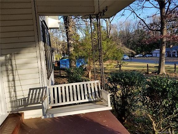 4th image of 6901 City View Dr
