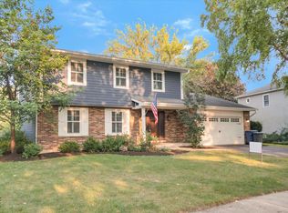 809 Shiloh Cir, Naperville, IL 60540