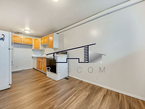 2nd image of 800 S State St APT 1