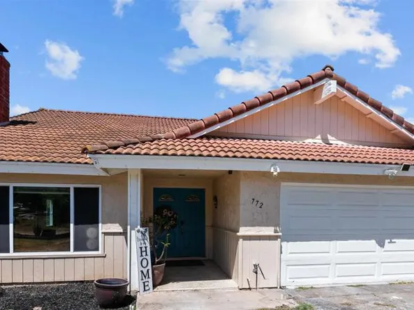 772 Barsby St, Vista, CA 92084
