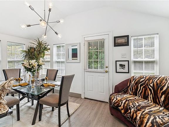 3rd image of 7895 Hobgood Rd