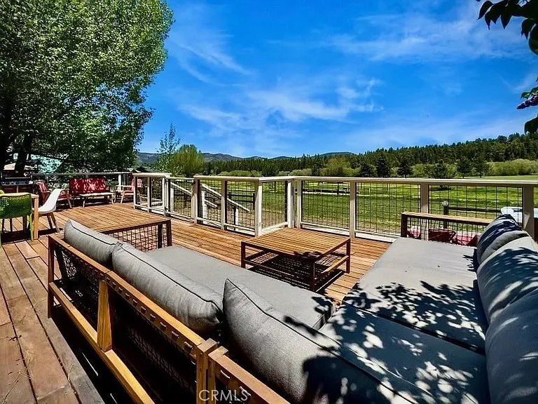 1021 Club View Dr — Photo 38
