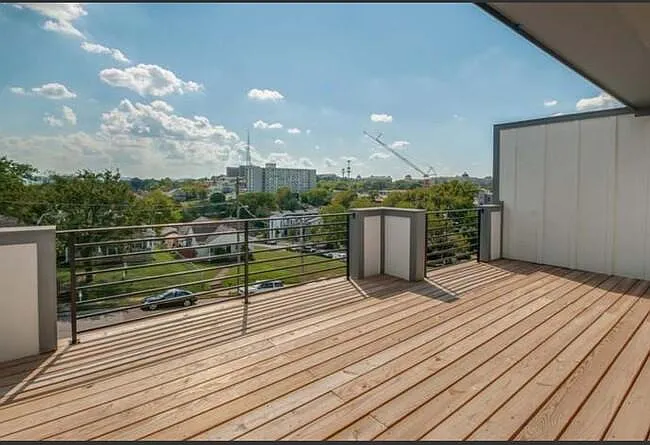 1024A Argyle Ave — Photo 13