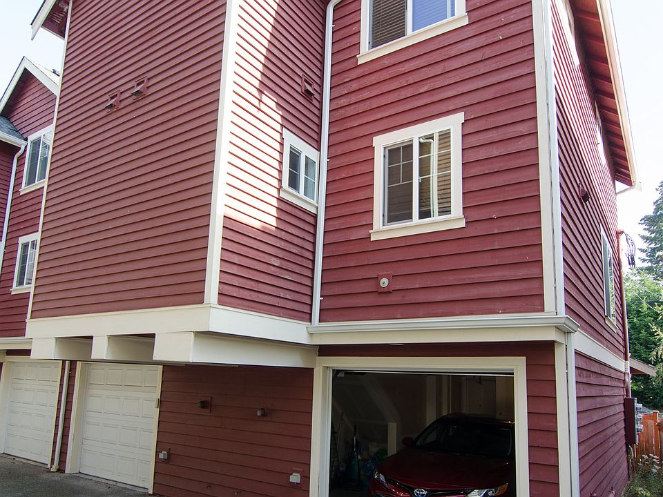 Spacious One Car Garage with Storage Area