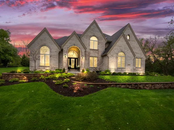 37W875 Spring Green Way, Batavia, IL 60510