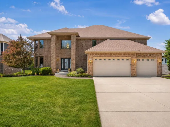 12966 Baker Ct, Crown Point, IN 46307