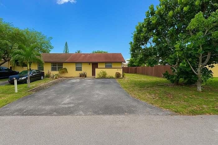1st image of 4314 NW 6 Avenue