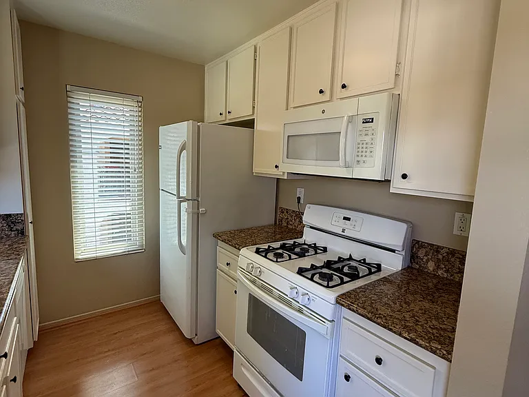 10620 Dabney Dr #174 — Photo 8