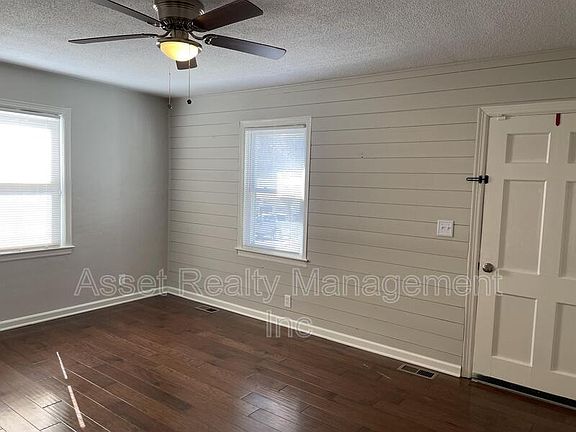 5th image of 2314 Boxwood Ln